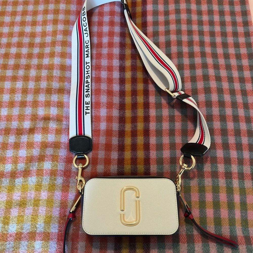 Marc jacobs snapshot